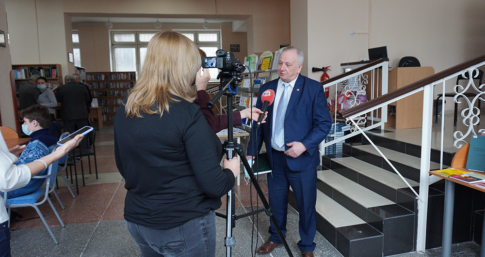 Ректор ДонНТУ А.Я. Аноприенко