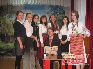 Исполнители литературно-художественной композиции