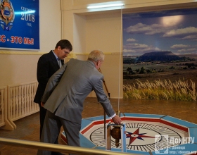 Пуск маятника Фуко