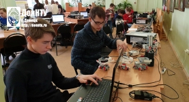 На переднем плане Г. Немов и В. Беззуб